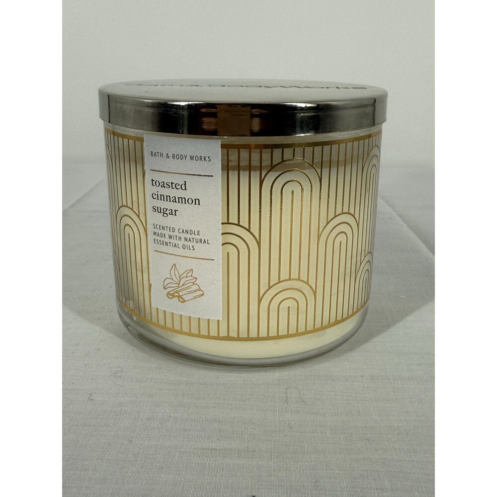 NEW Bath & Body Holiday Scented 3-Wick Candle Toasted Cinnamon Sugar